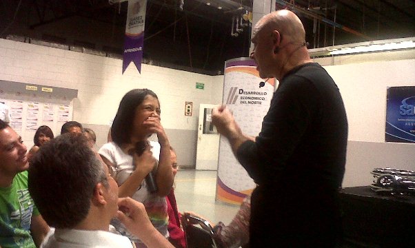 2012-04-28-juarez-creativa-alejandro-keys-2