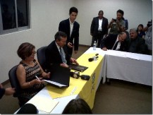 2012-10-03-firma-uacj-upn