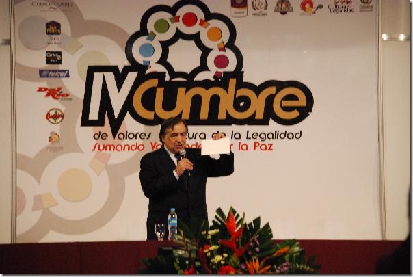 2012-11-06-leoluca-conferencia