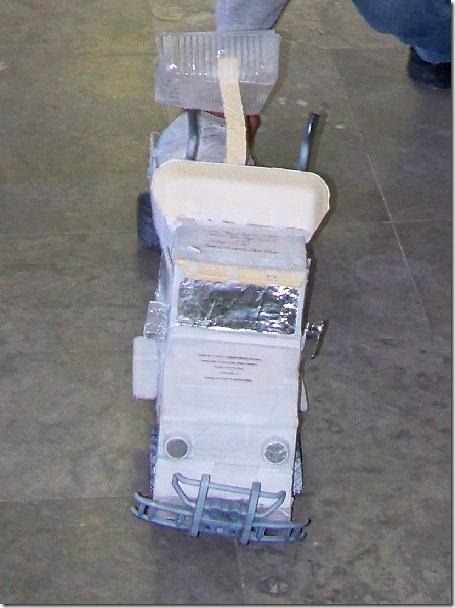 2012-11-12-juguetes-reciclados (3)