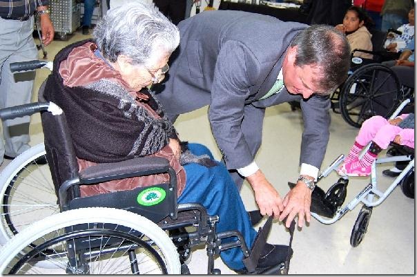 2012-11-29-love-without-borders (2)