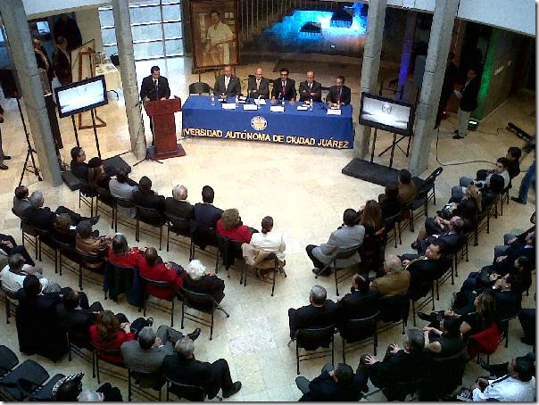 2012-12-14-libro-arnoldo-cabada (11)