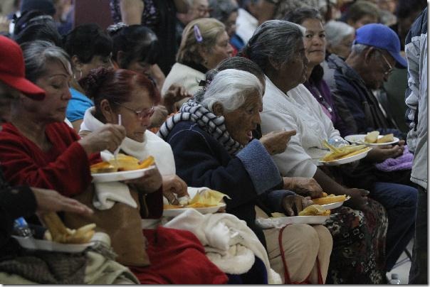 2012-12-14-posada-adultos-mayores (3)
