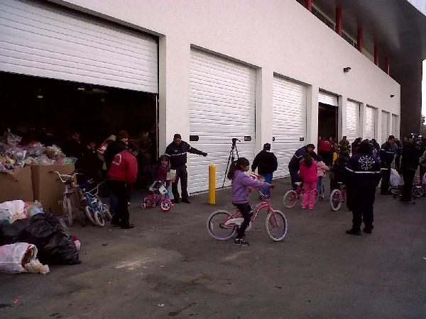 2012-12-24-santa-bombero (19)