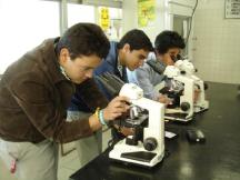 2013-01-22-estudiantes-biologia (1)