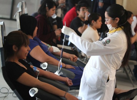 2013-03-14-donacion-sangre-unitec (2)