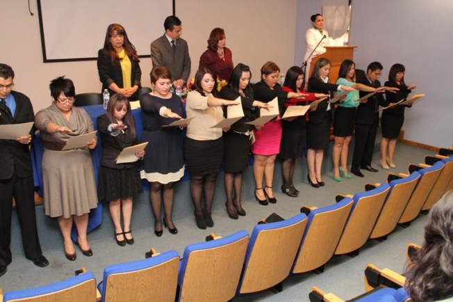 2013-03-15-juramento-enfermeria (1)