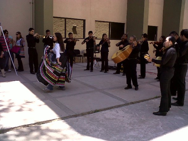 2013-04-20-xix-muestra-gastronomica3 (20)