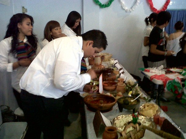 2013-04-20-xix-muestra-gastronomica3 (4)