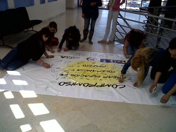 2013-04-24-firmas-bullying (26)