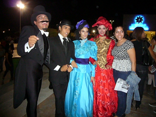 2013-09-19-posada-fans (11)