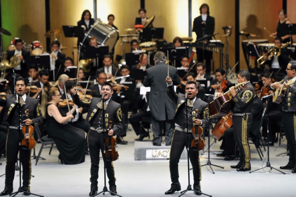 2013-09-22-9o-fich-osuacj-mariachi (2)