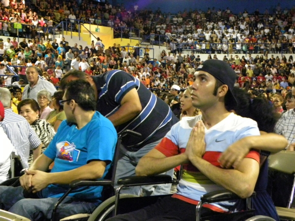 2013-09-23-nick-vujicic (3)