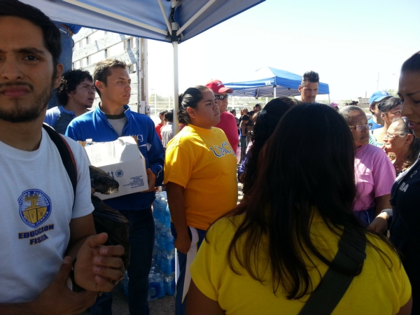 2013-10-15-educ-fisica-despensas-riberas (2)