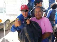 2013-10-15-educ-fisica-despensas-riberas (3)