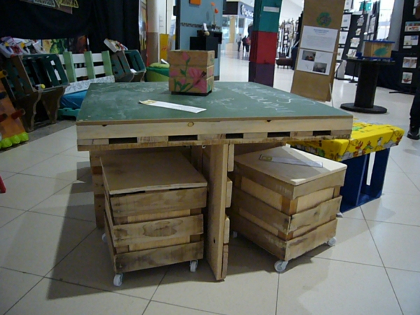 2013-11-30-expo-diseno-uacj (108)