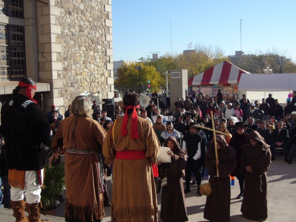 2013-12-08-aniv-354-ciudad (12)