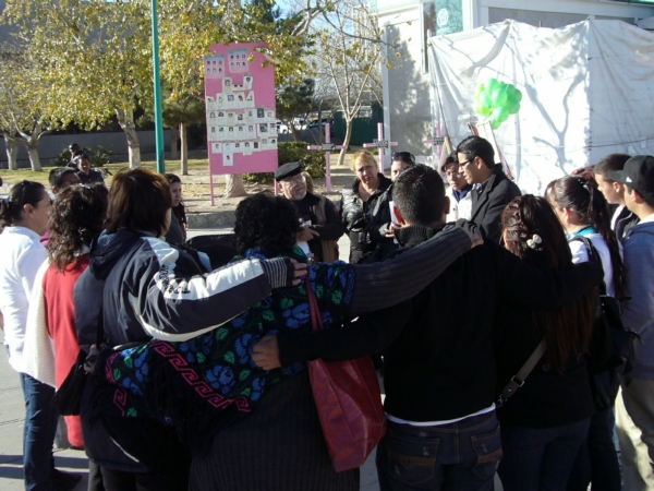 2014-01-10-cumpleanos-desaparecido (1)