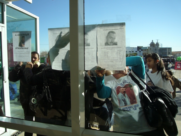 2014-01-10-cumpleanos-desaparecido (6)