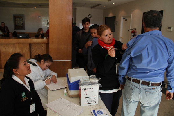 2014-01-20-vacunacion-influenza (2)