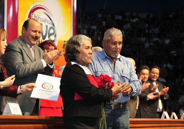 Evento de Los Matrimonios Colectivos de mas de Tres Mil parejas, presididos por el Gobernador del Estado Cesar Duarte, su Sra. Esposa Bertha Gomez de Duarte y autoridades del Registro Civil.