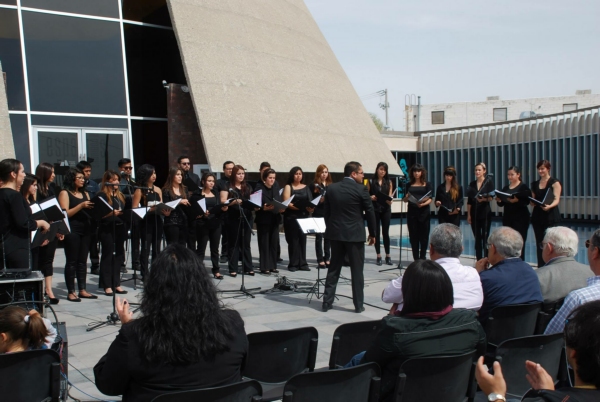 2014-03-07-museo-arte-50-anios (9)