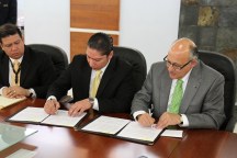2014-03-19-convenio-uacj-sat (1)