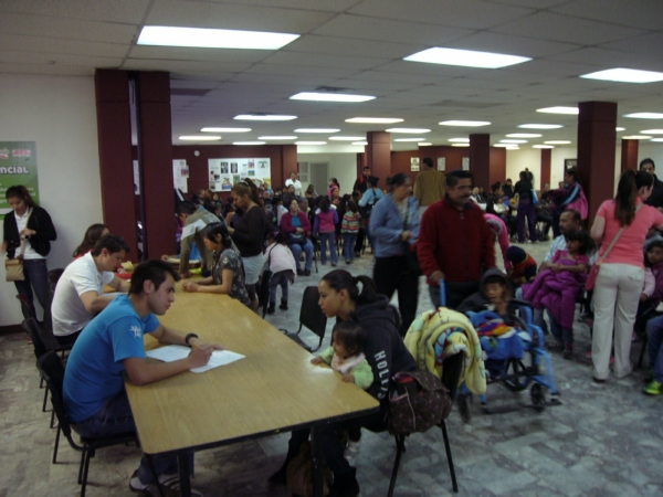 2014-03-29-mil-sonrisas-rotarios (19)