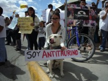 2014-04-07-antitaurinos-animalistas (36)