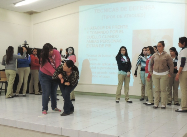 2014-04-11-cecyt-defensa-personal (3)