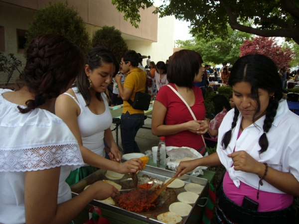 2014-04-13-muestra-gastronomica (99)