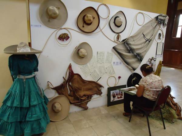 2014-06-19-identidad-chihuahuenses (12)