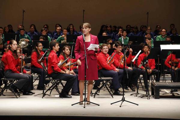 2014-06-27-esperanza-azteca-dif (7)