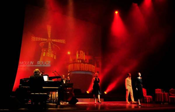 2014-08-20-10o-fich-paris-le-spectacle (20)