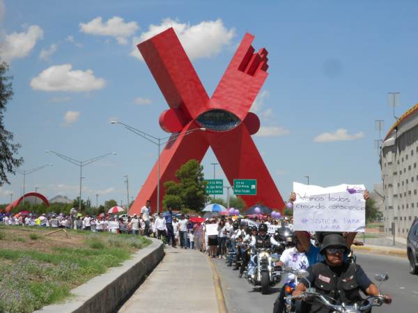 2014-08-24-marcha-justicia-para-laura (16)