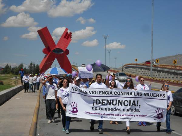 2014-08-24-marcha-justicia-para-laura (17)