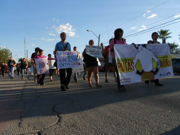 2014-08-30-4a-marcha-putas (36)