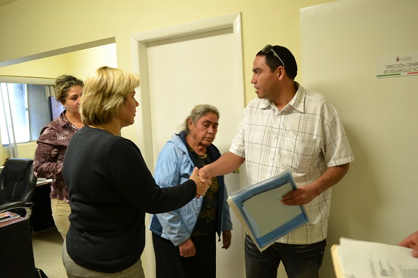 2014-09-18-heroe-ciudadano-adan-quezada- (2)