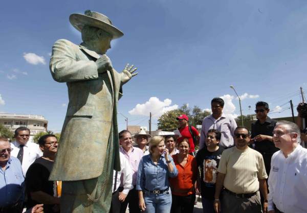 2014-09-20-plaza-tin-tan (1)