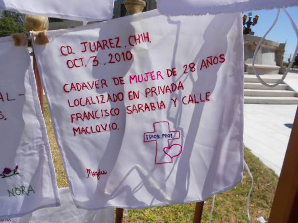 2014-10-06-bordados-y-letrero (29)