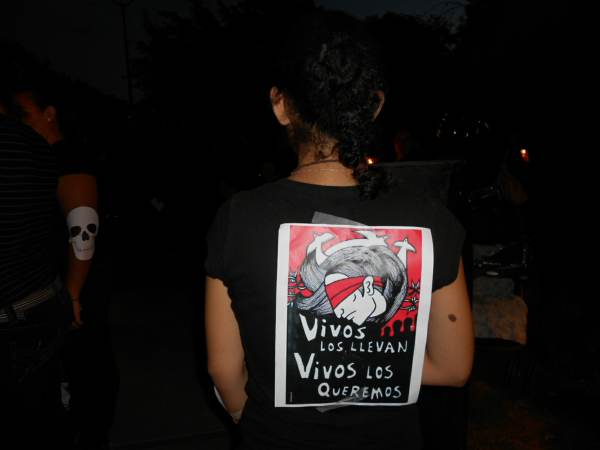 2014-10-08-marcha-ayotzinapa (7)