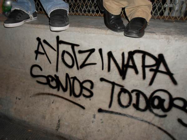 2014-10-22-2a-marcha-por-ayotzinapa (32)