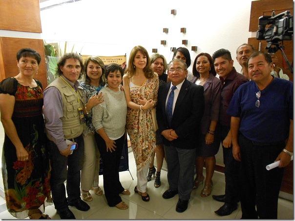 2014-10-09-guadalupe-pineda-y-fans