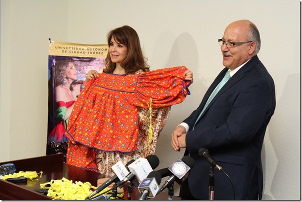 2014-10-09-guadalupe-pineda-y-rector