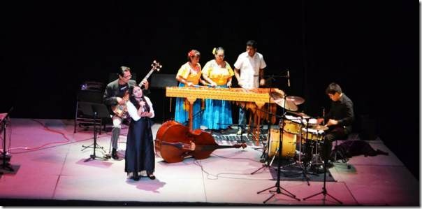 2014-10-22-petit-band-y-marimba (1)