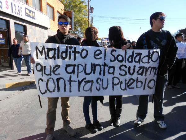 2014-11-20-desfile-asamblea (8)