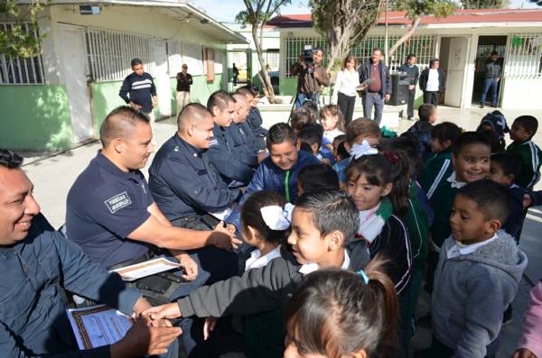 2014-11-22-policias-municipales-reconocimiento (5)