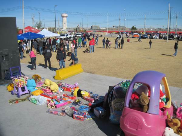 2014-12-01-car-show-juguetes (2)