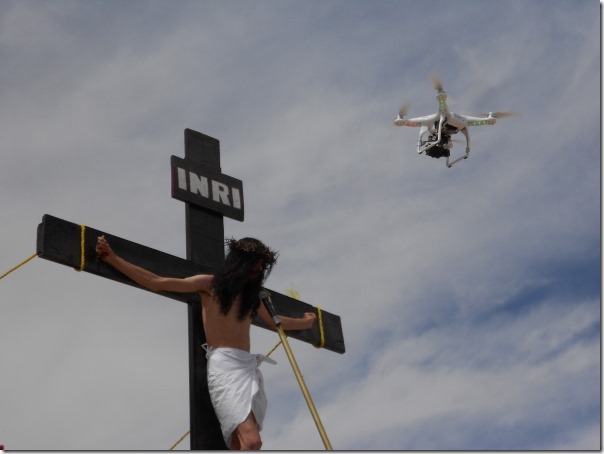 2015-04-03-viacrucis-xv-aniv (13)