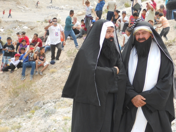 2015-04-03-viacrucis-xv-aniv (17)